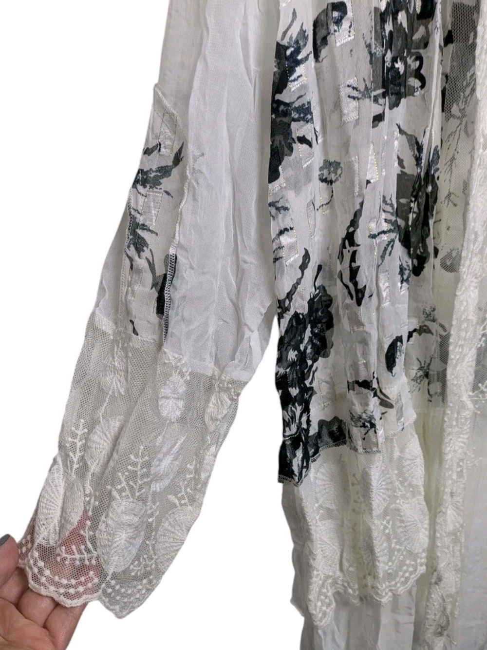 Alberto Makali Lightweight White Black Floral Lace Kimono Cardigan - Picture 7 of 12